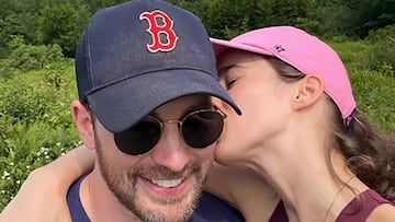 ¡Sí, acepto!”: Chris Evans y su novia, Alba Baptista, se casaron en secreto durante este fin de semana en Boston. Así fue la boda de los actores.