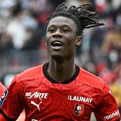 Vinicius 'atrae' a Camavinga