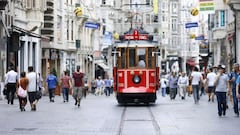 List of the 25 most beautiful cities in the world is published and America fails with only 2 candidates