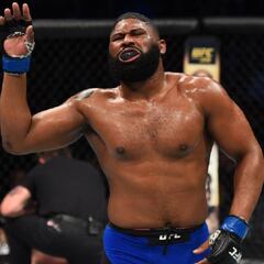 Curtis Blaydes mide la reacción de Ngannou en China