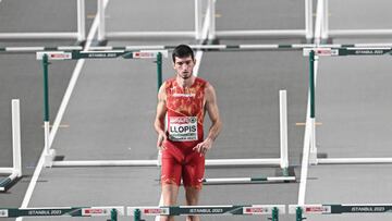 ISTANBUL, TURKIYE - MARCH 05: Enrique Llopis of Spain is seen after falling in the Men's 60m Hurdles Final during The European Indoor Athletics Championships at Atakoy Athletics Arena in Istanbul, Turkiye on March 05, 2023. (Photo by Elif Ozturk Ozgoncu/Anadolu Agency via Getty Images)