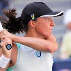 World No. 1 Iga Swiatek subtly advancing in US Open