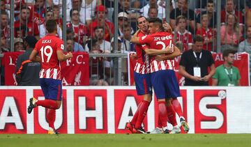 Jugadores del Atlético de Madrid celebrando el gol de Vietto.