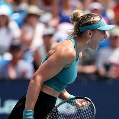 Badosa gana, pero no convence