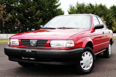 Los autos más emblemáticos en los 60 años de Nissan en México