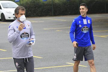 Sabin Merino con el médico del equipo



