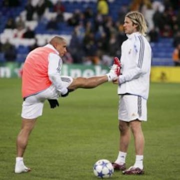 Roberto Carlos y Beckham, durante su andadura en el Madrid.