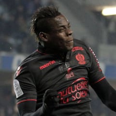 Balotelli denuncia gritos racistas de los aficionados del Bastia