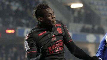 Balotelli denuncia gritos racistas de los aficionados del Bastia