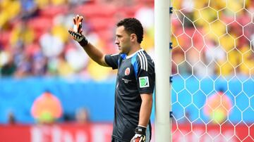 David Ospina brilló en Brasil 2014. El paisa estuvo en los 5 partidos de Colombia en este Mundial, recibiendo 4 goles (1 de Costa de Marfíl, 1 de Japón y 2 de Uruguay). Solo fue sustituido en los minutos finales del juego contra Japón; en su jugar ingresó Faryd Mondragón para batir el record del jugador más viejo en disputar una Copa Mundo.