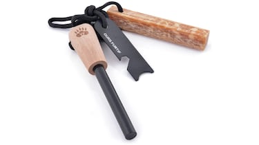 “Imprescindible en mi mochila”: el encendedor para supervivencia que debes tener si te gusta el campo y la montaña