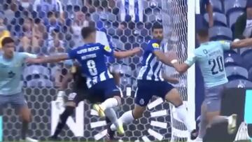 Mateus Uribe recupera un bal&oacute;n y termina anotando gol