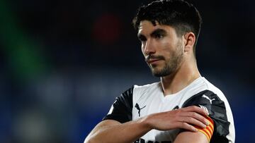 Carlos Soler of Valencia gestures during the spanish league, La Liga Santander, football match played between Getafe CF and Valencia CF at Coliseum Alfonso Perez stadium on March 12, 2022, in Getafe, Madrid, Spain.
 AFP7 
 12/03/2022 ONLY FOR USE IN SPAIN