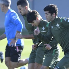 Carles Aleñá busca su sitio
en el intocable sistema de Rubi