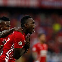 La ofensiva del DIM se reta ante la táctica de La Equidad