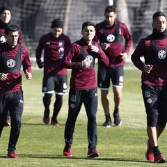 Tapia prepara su equipo ideal para recibir a la U en el clásico
