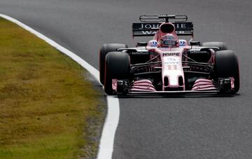 SUZUKA, JAPAN - OCTOBER 07: Sergio Perez of Mexico driving the (11) Sahara Force India F1 Team VJM10 on track during final practice for the Formula One Grand Prix of Japan at Suzuka Circuit on October 7, 2017 in Suzuka.  (Photo by Lars Baron/Getty Images)