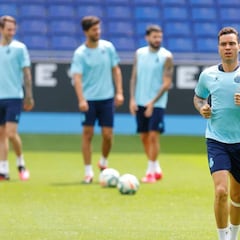 RdT se apunta ante el Betis; Dídac es baja por unas molestias