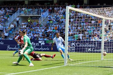 Momento en que Dioni anota el 1-1.