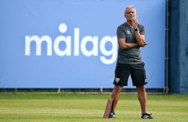 Un Málaga embalado quiere evitar el pelotazo del San Fernando