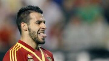 El delantero de la selección española de fútbol Álvaro Negredo, durante el partido clasificatorio para el Mundial de Brasil 2014, disputado ante la selección de Georgia.