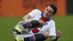 Soccer Football - Ligue 1 - Lorient v Paris St Germain - Stade du Moustoir, Lorient, France - January 31, 2021 Paris St Germain&#039;s Angel Di Mar&iacute;a down injured REUTERS/Stephane Mahe