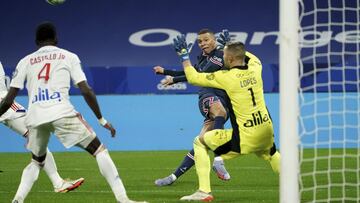 Pinchazo del PSG en Lyon