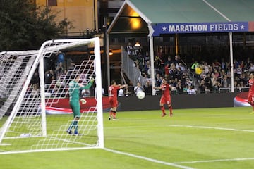 Bayer Leverkusen 1-0 Atlético Mineiro.