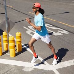 Los mejores regalos para ‘runners’: ropa, zapatillas y accesorios Nike, Adidas y más