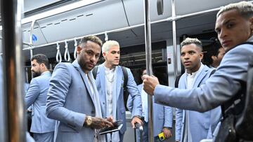 DOHA, QATAR - NOVEMBER 19: Neymar, Pedro, Rodrigo and Antony of Team Brazil board the Hyundai airport bus upon arrival ahead of the FIFA World Cup Qatar 2022 at Hamad International Airport Special Events Terminal on November 19, 2022 in Doha, Qatar. (Photo by Tullio Puglia - FIFA/FIFA via Getty Images)