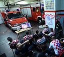 ¡Primero el deber! Bomberos croatas atendieron emergencia en el penal decisivo ante Rusia