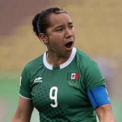 Charlyn Corral no jugaría en el América mientras esté Leo Cuellar