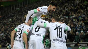 Borussia Monchengladbach recupera el liderato en Alemania
