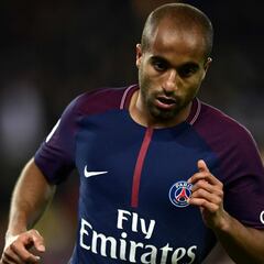 Lucas Moura free to leave PSG, confirms Emery