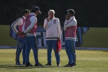 Colombia realiza su primer entrenamiento después de la derrota ante Venezuela.