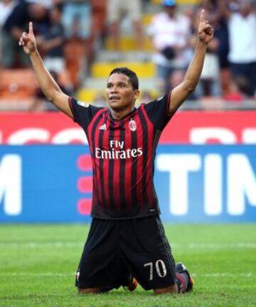 En imágenes el show goleador de Carlos Bacca contra Torino