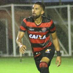 Tréllez, a mantenerse como el goleador colombiano en Brasil