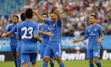 Celebración del gol de Benzema.