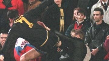 On this day: 22 years since Eric Cantona's infamous kung-fu kick