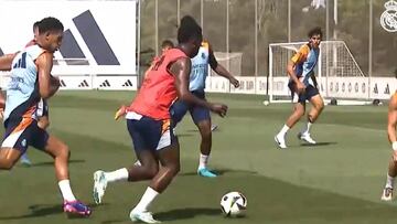 Vinicius Jr. shines bright: unstoppable slalom stuns at Real Madrid training