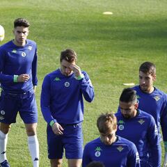 Setién, ante un puzle defensivo con vistas a Rennes