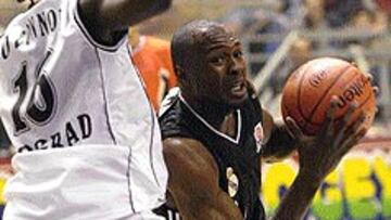 <B>REENCUENTRO.</B> Digbeu jugará ante su ex equipo, el Villeurbanne, por primera vez desde que se marchó.