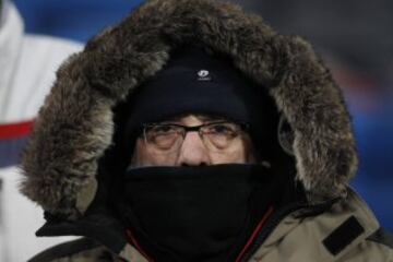 Bufandas y gorros para combatir el frío invernal.