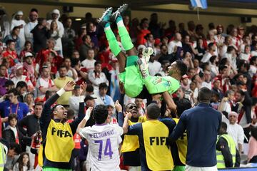 Khalid Eisa dio el acceso a los asi¨¢ticos a la final del Mundial de Clubes 2018 con una magn¨ªfica estirada ante el lanzamiento de Enzo P¨¦rez.