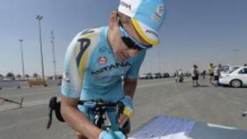 El corredor kazajo Valent&iacute;n Iglinskiy (Astana) durante el pasado Eneco Tour.