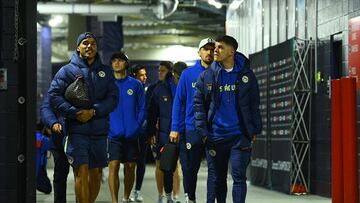 Jugadores del América a su llegada al estadio previo al juego contra New England Revolution.