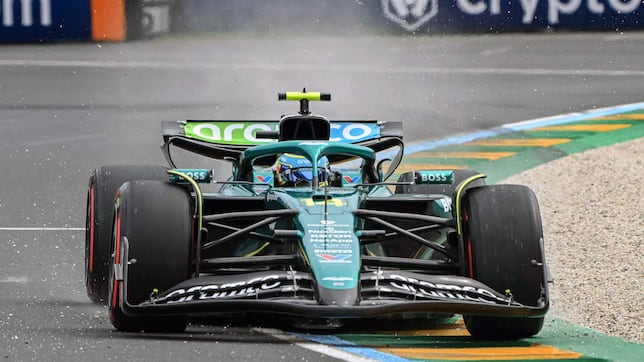 Alonso sonríe: “Somos rápidos”