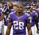 Adrian Peterson vuelve a exigir a los Vikings que le traspasen