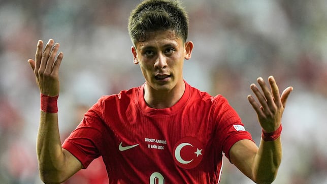 Güler, un país a sus espaldas