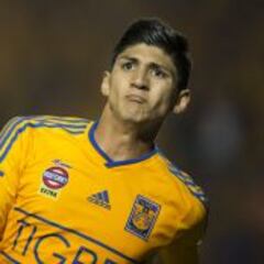 La tercera es la vencida, las Chivas van por Alan Pulido